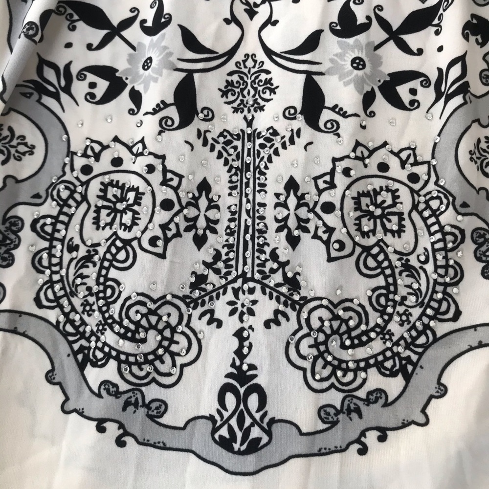 Boho Dress NWT! - Picture 4 of 6